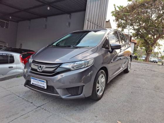 HONDA FIT 1.5 DX 16V FLEX 4P MANUAL HONDA FIT 1.5 DX 16V FLEX 4P MANUAL